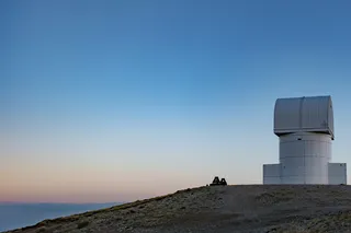 建筑、身体、水、蓝色、白色、天空、白天、建筑