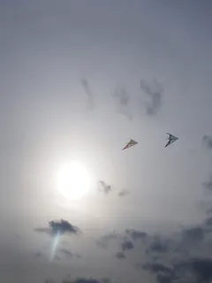 龙,飞龙,放风筝,让风筝飞,太阳,天空,云,飞 龙,飞龙,放风筝,让风筝飞,太阳,天空,云,飞