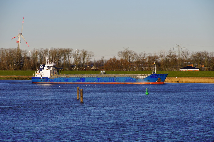 水域、船舶、运输系统、工业、河流、货船、emskanal、东弗里西亚