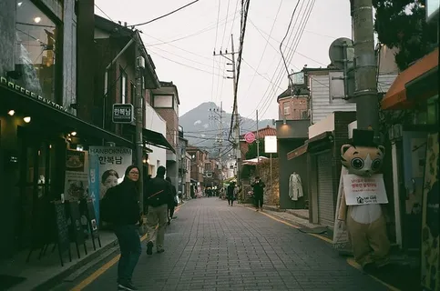 人,人,走道,路径,街道,城市,城市,建筑 人,人,走道,路径,街道,城市,城市,建筑