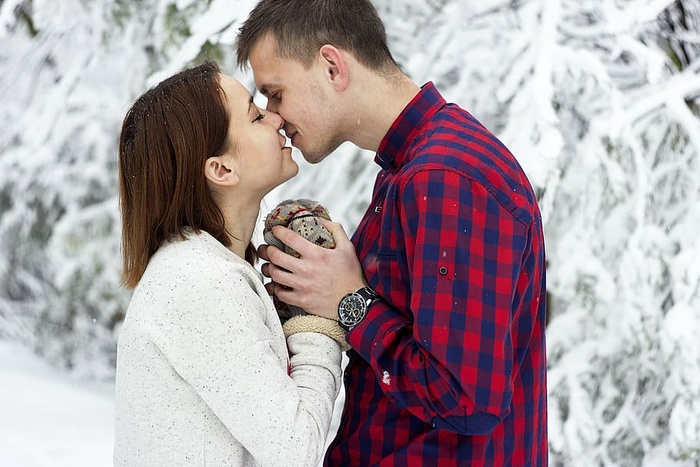 成人、情感、关怀、冷漠、情侣、拥抱、情感、享受