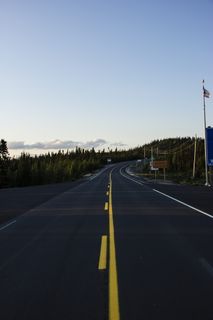 树木、森林、湖泊、道路、纽芬兰、拉布拉多、加拿大、标志