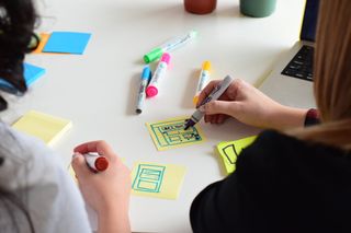 计算机，硬件，计算机键盘，电子，键盘，计算机硬件，人，人