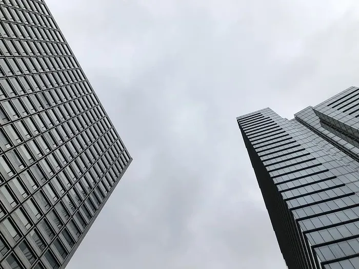 建筑、办公楼、城市、布鲁塞尔、比利时、城市、城镇、太阳能电池板