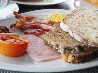 早餐，面包，培根，香肠，高加索美食，食品，火腿，食品
