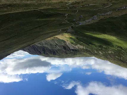 青白云天青谷江边弯弯曲曲的小路 青白云天青谷江边弯弯曲曲的小路