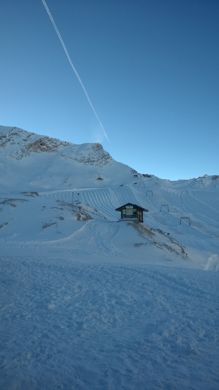 zugspitze，schneefernerhaus，冬天，寒冷的温度，天空，雪，山，风景-自然