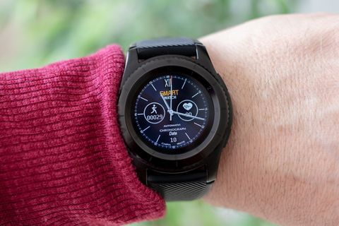 智能手表、计步器、时钟、手机、应用程序、心率监视器、卡路里、黑色