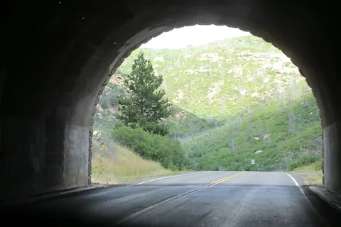 隧道,开放道路,道路,公路,开放,沥青,旅程,运输 隧道,开放道路,道路,公路,开放,沥青,旅程,运输
