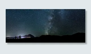 星系、天空、夜晚、恒星、空间、山脉、树木、景观