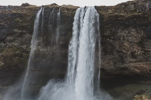 自然、水、户外、河流、瀑布、悬崖、雨林、土地 自然、水、户外、河流、瀑布、悬崖、雨林、土地