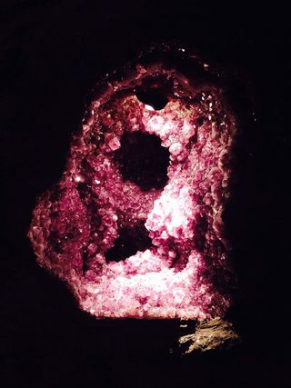 水晶，矿物，石头，宝石，淀粉，矿物，石头，紫色，紫色