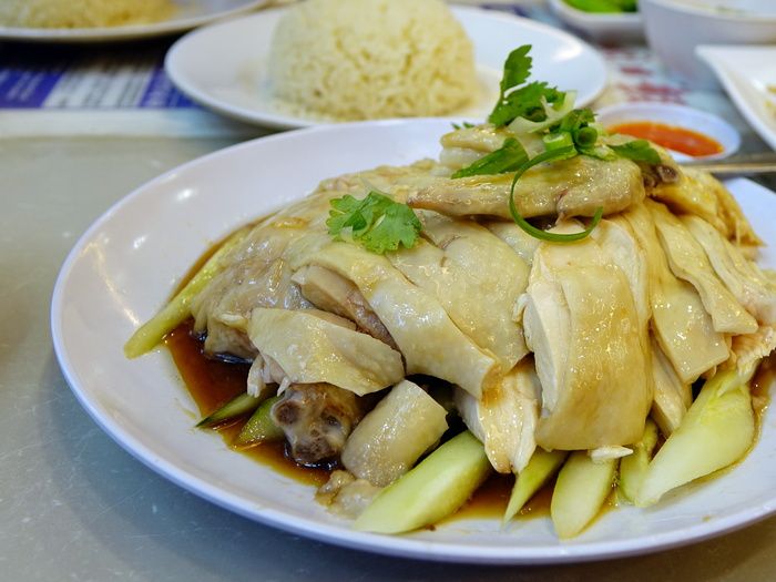 鸡肉饭，白斩鸡, 食物，亚洲，鸡肉，菜肴，酱汁，辣椒