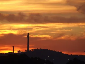 由太阳景观，太阳，秩序，景观，地平线，黄昏，日落，天空