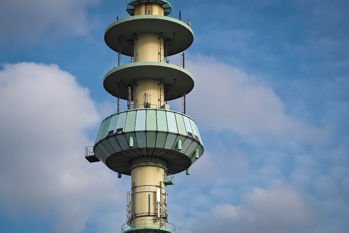 天空，塔，建筑，技术，输电塔，云天，低角度视图，建筑结构