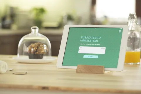 波兰，克拉科夫，aleja 29 listopada，餐桌，蛋糕，餐厅，平板电脑，电子商务