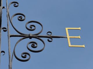 东方，e，风向标，风向标，方向，基数，低角度视图，金属