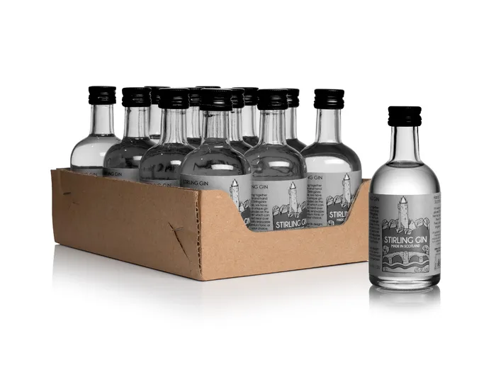 斯特灵、杜松子酒、苏格兰、玻璃杯、酒精、饮料、烈酒、鸡尾酒