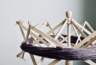 米色木框架，家具，木材，里尔，胶合板，针织，吊床，羊毛