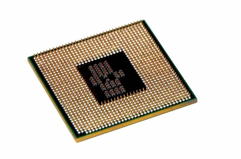 绿色微处理器、core i7、cpu、intel、mobile、处理器、编辑、技术 绿色微处理器、core i7、cpu、intel、mobile、处理器、编辑、技术
