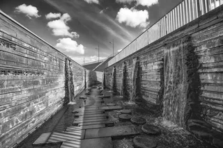 黑白摄影、瀑布、建筑、工业、采矿、挖掘、云天、建筑结构