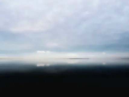 平静,身体,水,白色,多云,天空,白天,蓝色 平静,身体,水,白色,多云,天空,白天,蓝色