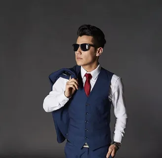 时尚,男人,人物,套装,特写,面部,面部表情,好看 时尚,男人,人物,套装,特写,面部,面部表情,好看
