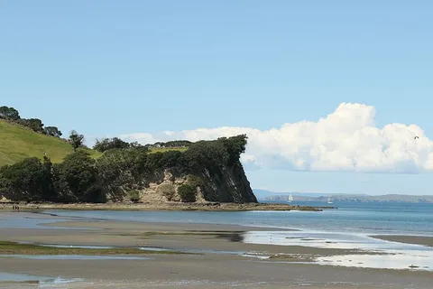 山,海洋,海滩,蓝色,天空,水,沙子,树木 山,海洋,海滩,蓝色,天空,水,沙子,树木
