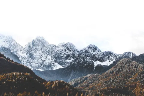 照片,棕色,白色,山脉,山脉,风景,山峰,顶峰 照片,棕色,白色,山脉,山脉,风景,山峰,顶峰