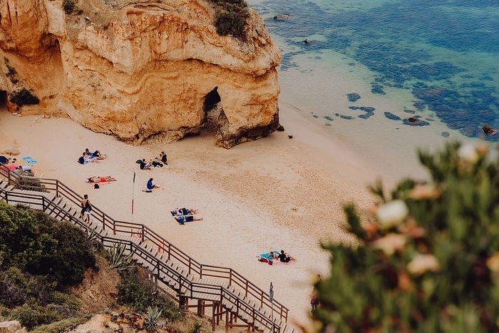 葡萄牙阿尔加维拉各斯的卡米洛海滩（Praia do Camilo）