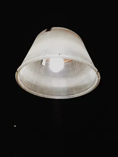 照明设备,黑色背景,室内,工作室拍摄,有照明,无人,低角度视图,电力 照明设备,黑色背景,室内,工作室拍摄,有照明,无人,低角度视图,电力
