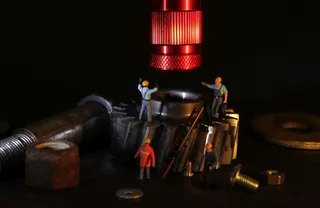 浅色，聚焦摄影，灰色，手工工具，机械工程，齿轮，微型人物，锁匠