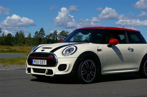 minicooper、white、汽车、生活方式、驾驶乐趣、交通方式、交通工具、机动车