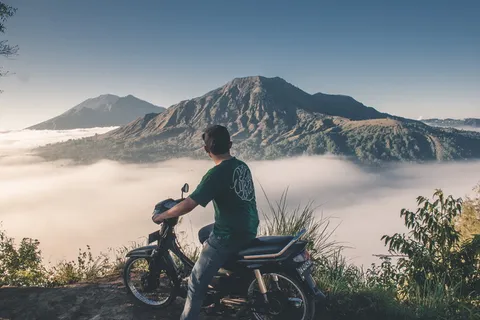 印度尼西亚, 平安日出点, 巴厘岛, 摩托车, 景观, 山, 一个人, 真人