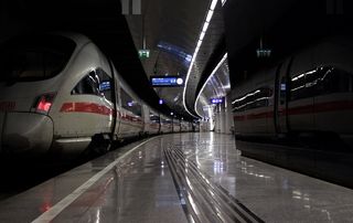 奥地利，schwechat，维也纳国际机场，维也纳，ice，reflections，火车站，intercityexpress