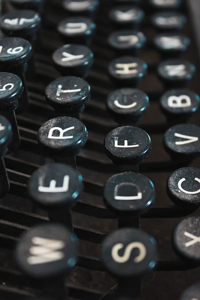 复古，打字机，信件，旧东西，古董，写作，作家，讲故事