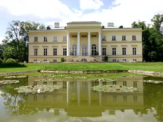 城堡、湖泊、睡莲、建筑、建筑外观、建筑结构、倒影、植物