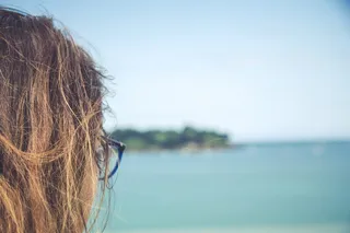 法国，圣米歇尔山，女人，女人，头发，风，海，海洋