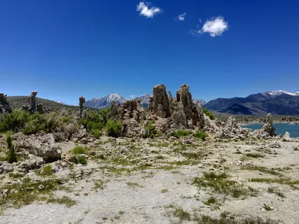 莫诺、加利福尼亚湖、凝灰岩、地层、蓝色、景观、碱性 莫诺、加利福尼亚湖、凝灰岩、地层、蓝色、景观、碱性