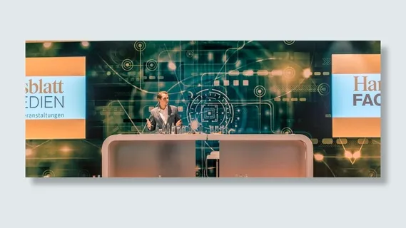 男，男，男，成年人，人，模特，人，年轻人