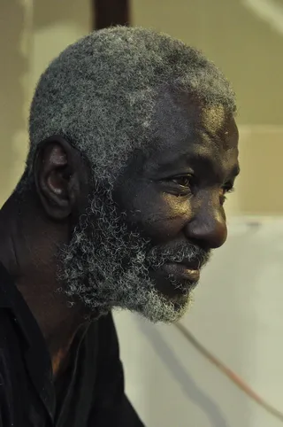 美国，达拉斯，深埃勒姆，灰色头发，灰色，眼睛，坚忍，睿智