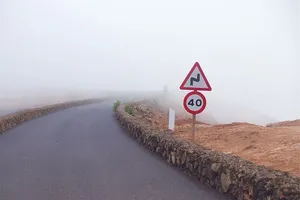 道路、雾、标志、限速、路面、标志、道路标志、通信