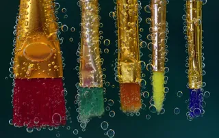 五支金色画笔，画笔，色彩，绘画，绘画，艺术家，艺术，五颜六色