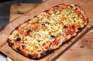 大，城市，比萨饼，食品和饮料，食品，乳制品，新鲜度，奶酪