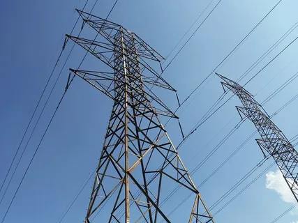 天空、云、工业、金属、电缆、电流、危险、分布 天空、云、工业、金属、电缆、电流、危险、分布