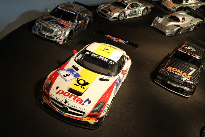 梅赛德斯-奔驰博物馆，斯图加特，旧车，汽车，博物馆，旧时，经典，展览