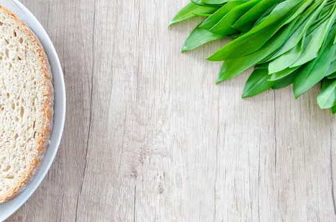 绿色，蔬菜，灰色，木制，桌面，木头，桌子，早餐