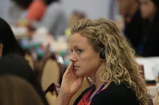 女人，上课，美丽的港口，头像，肖像，女人，附带的人，倾听