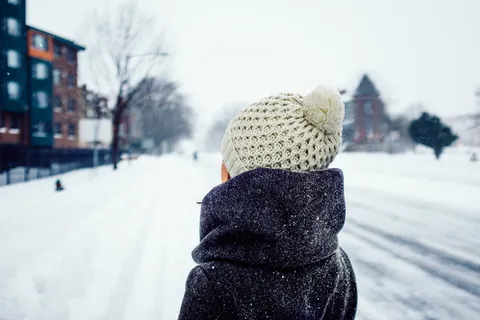 街道场景,雪,冬衣,风帽,街道,冬天,场景,季节 街道场景,雪,冬衣,风帽,街道,冬天,场景,季节