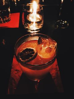 加拿大，温哥华，基弗街135号，鸡尾酒，酒吧，朋友，酒精，饮料